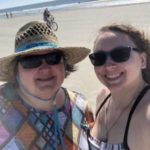 Meet your Posher, Suzanne